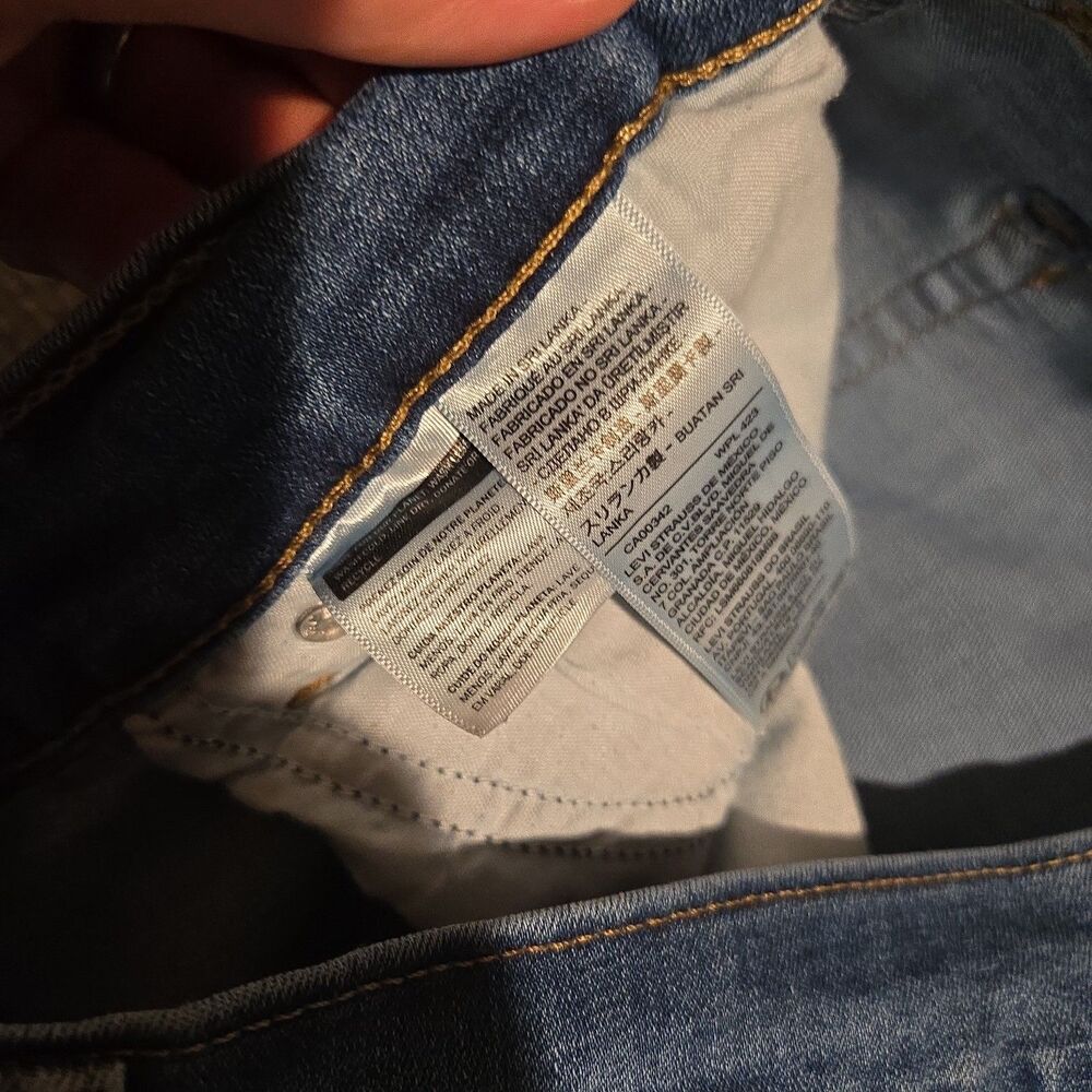 Levi's Jeans Women's Boyfriend Ankle Size 32x27 Blue Denim Stretch Mid-rise - Picture 5 of 12